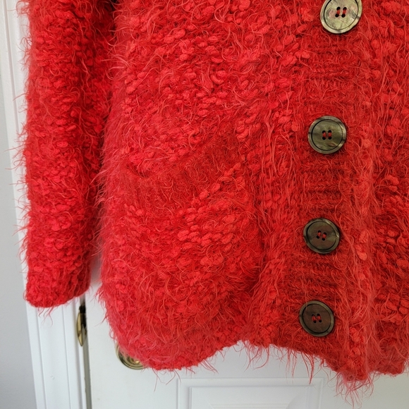 MOTH Anthropologie Red Cardigan Eyelash Sweater Buttons Pockets Soft Size XS - Picture 3 of 11